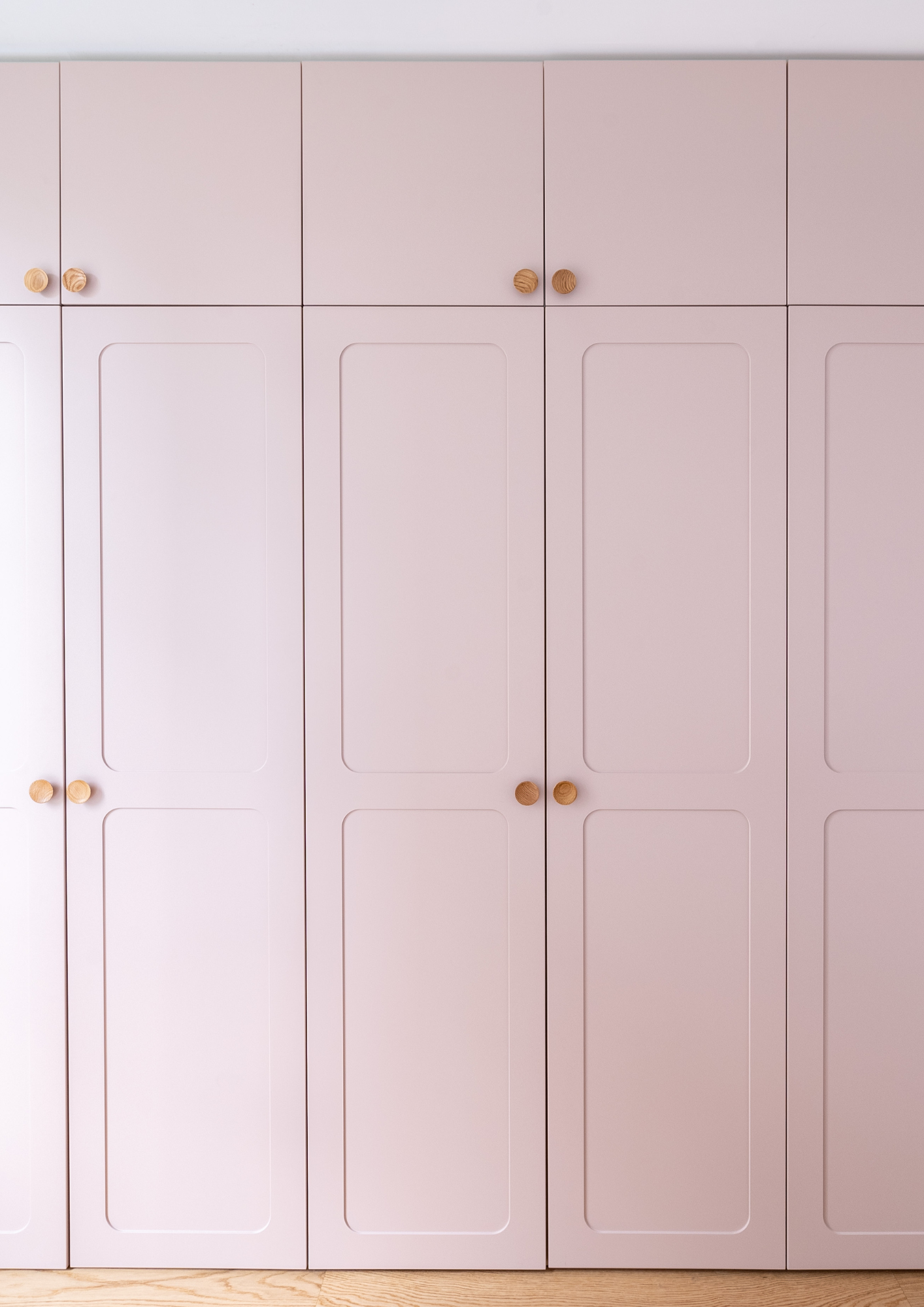 Dressing Evo'M Leroy Merlin personnalisé avec portes forme Classique Pop en Rose des sable