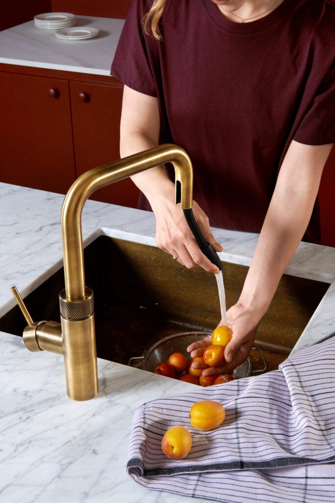 Robinet Quooker en laiton patiné avec douchette extractible