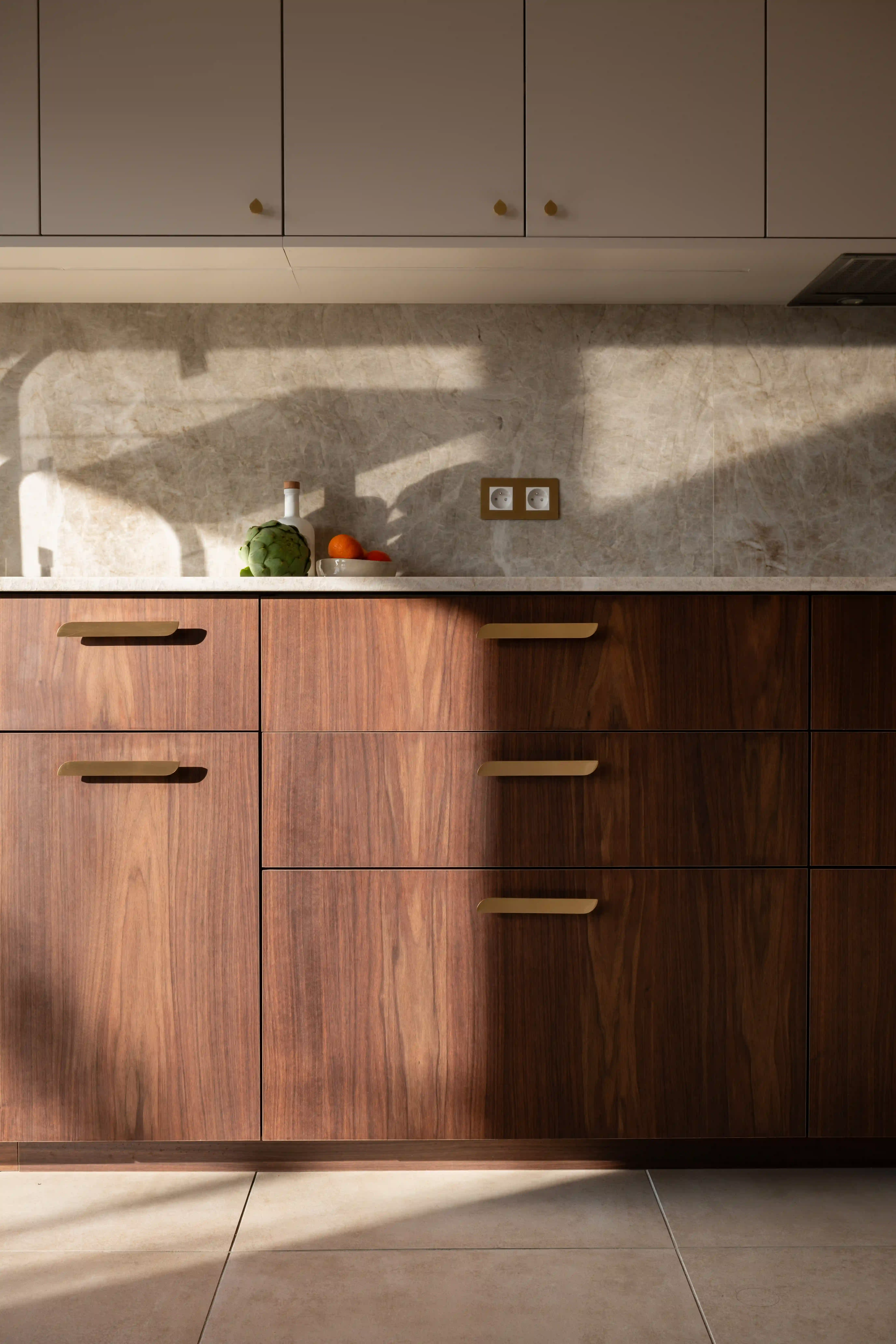 Prestige Walnut Sample